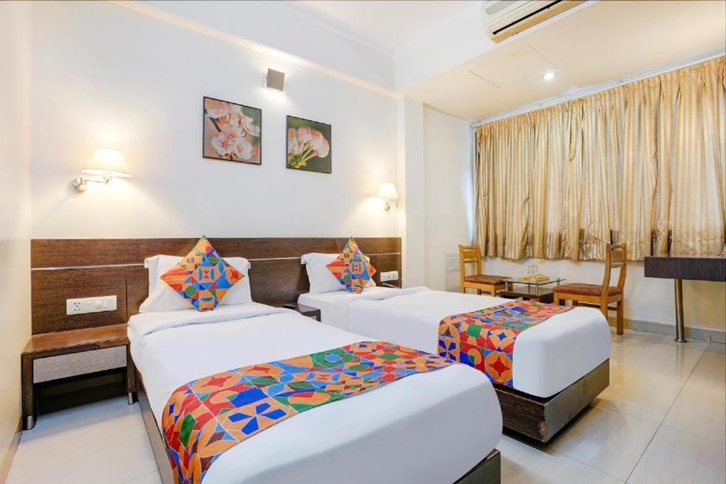 Hotel Gandharva Residency Swargate Pune Esterno foto