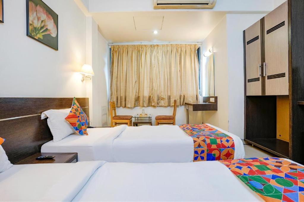 Hotel Gandharva Residency Swargate Pune Esterno foto